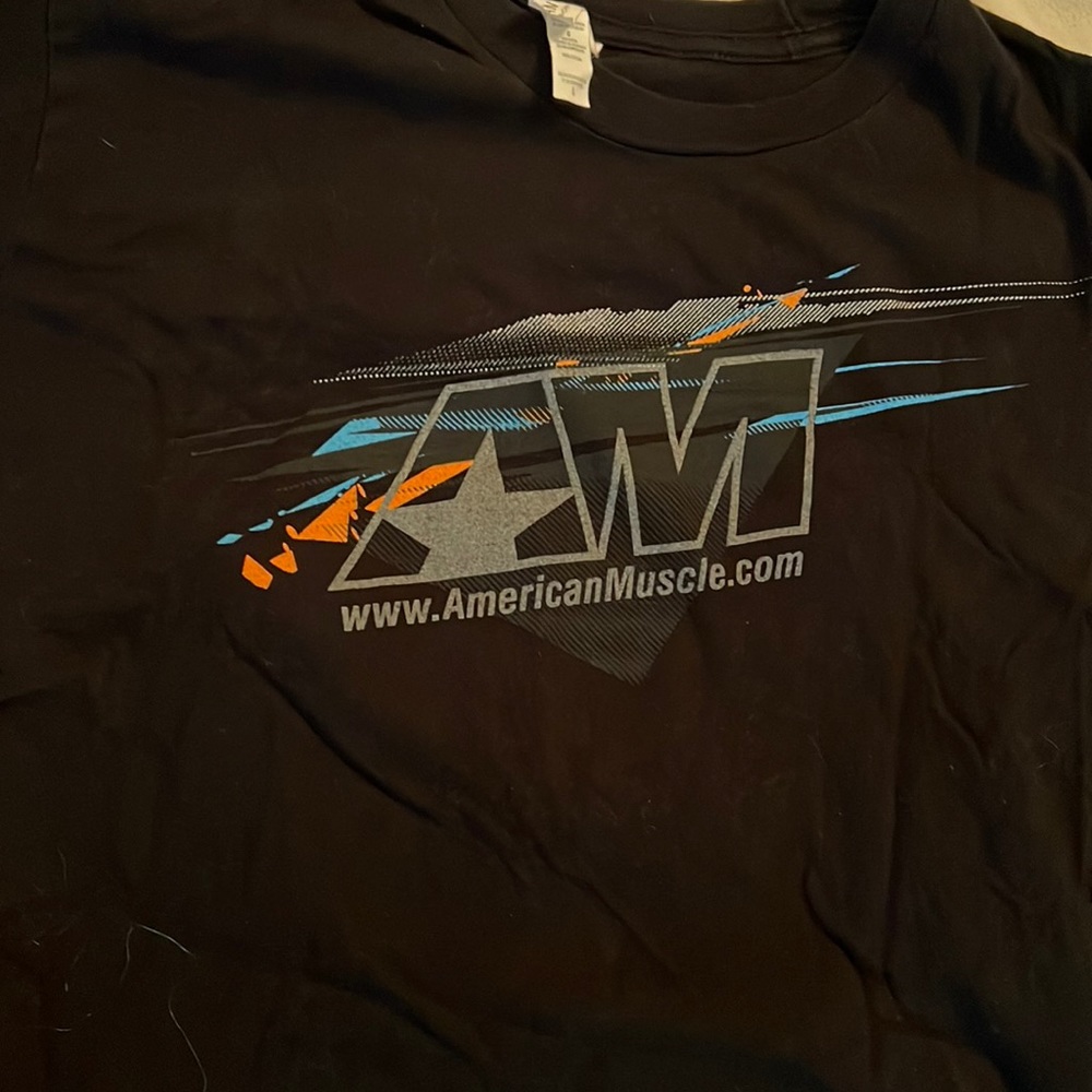 American muscle short sleeve crewneck T-shirt, size large